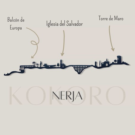 Skyline de Nerja hecho con materiales reciclados