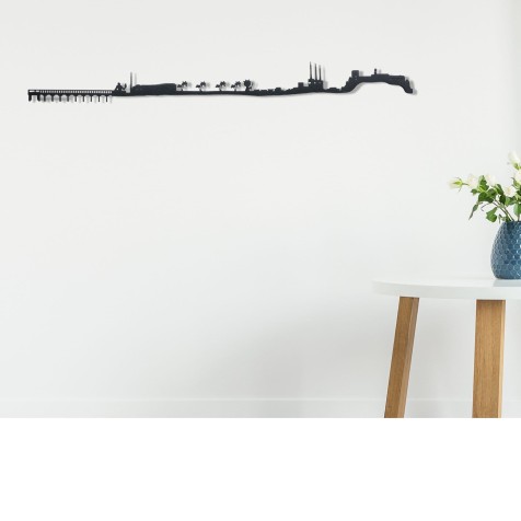 Skyline de decoración en pared de la ciudad de Badalona hecho con plástico 100% reciclado