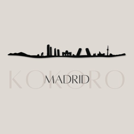 Skyline de Madrid hecho con materiales reciclados